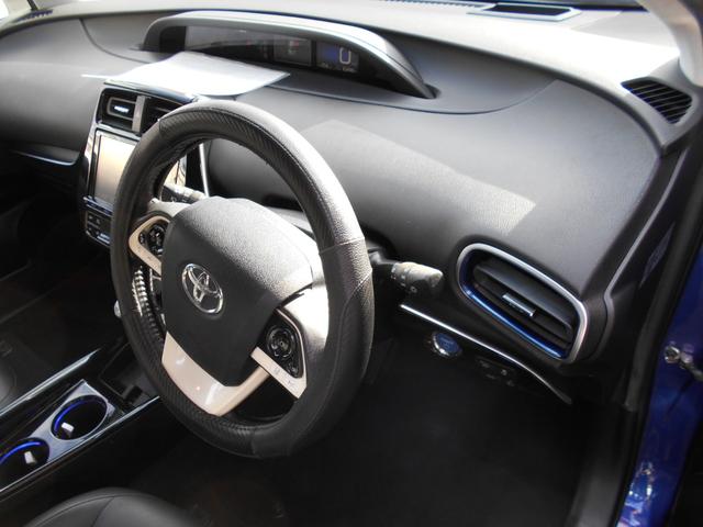 プリウス Aツーリングセレクション 1年保証/禁煙車/黒革シート/純正9型ナビ/地デジ/バックカメラ/シートヒーター/衝突軽減/レーダークルーズコントロール/LEDヘッドライト/(14枚目)