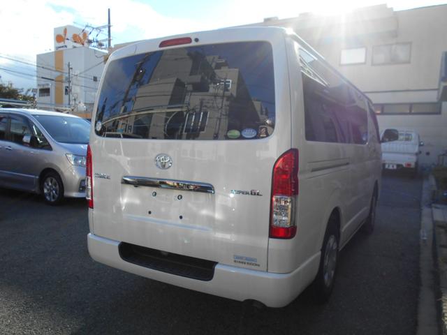 ハイエースバン スーパーＧＬ　ダークプライムＩＩ　１年保証　禁煙車　ベットキット　ＬＥＤヘットライト　メモリーナビゲーション　地デジ　スマキー　ＡＢＳ　フルフラット　盗難警報装置　運転席エアバッグ　リアクーラー　オートエアコン（6枚目）