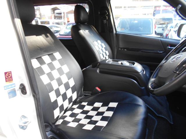 ハイエースバン スーパーＧＬ　ダークプライムＩＩ　１年保証　禁煙車　ベットキット　ＬＥＤヘットライト　メモリーナビゲーション　地デジ　スマキー　ＡＢＳ　フルフラット　盗難警報装置　運転席エアバッグ　リアクーラー　オートエアコン（7枚目）