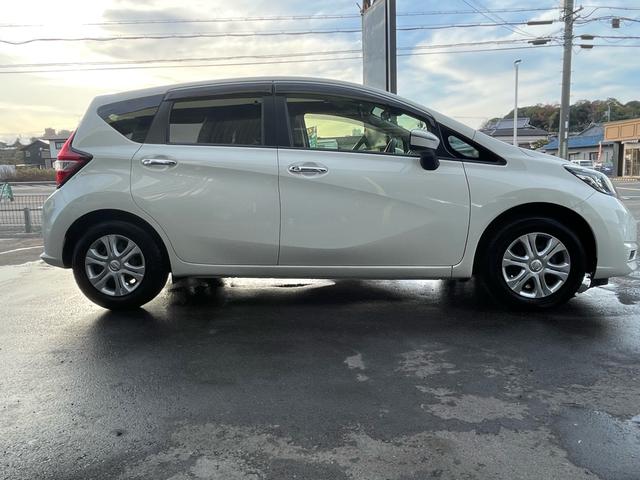 ノート Ｘ　プッシュスタート／ＥＴＣ／Ｂｌｕｅｔｏｏｔｈ／ナビ／クリアランスソナー／パワーステアリング（5枚目）