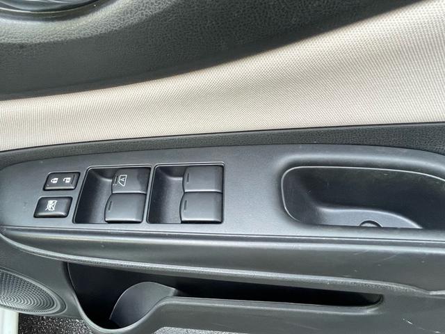 ノート Ｘ　プッシュスタート／ＥＴＣ／Ｂｌｕｅｔｏｏｔｈ／ナビ／クリアランスソナー／パワーステアリング（19枚目）