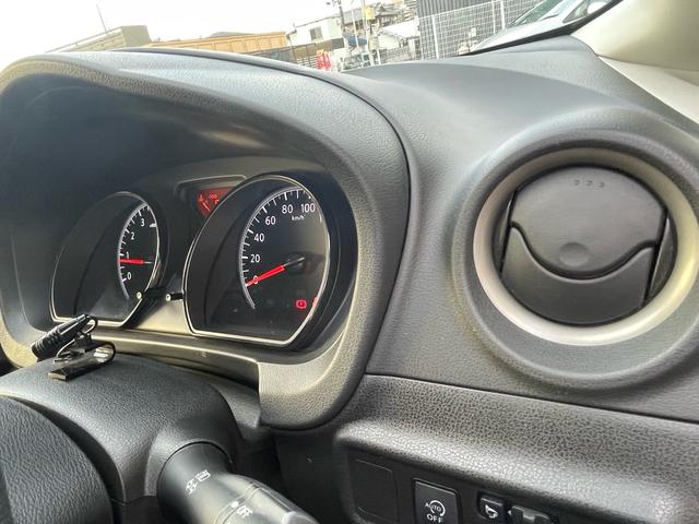 ノート Ｘ　プッシュスタート／ＥＴＣ／Ｂｌｕｅｔｏｏｔｈ／ナビ／クリアランスソナー／パワーステアリング（25枚目）