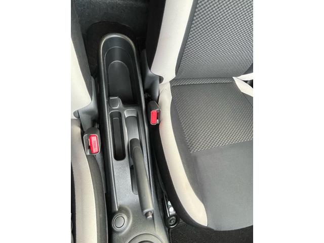 ノート Ｘ　プッシュスタート／ＥＴＣ／Ｂｌｕｅｔｏｏｔｈ／ナビ／クリアランスソナー／パワーステアリング（29枚目）