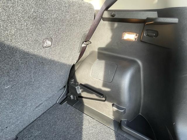 ノート Ｘ　プッシュスタート／ＥＴＣ／Ｂｌｕｅｔｏｏｔｈ／ナビ／クリアランスソナー／パワーステアリング（44枚目）