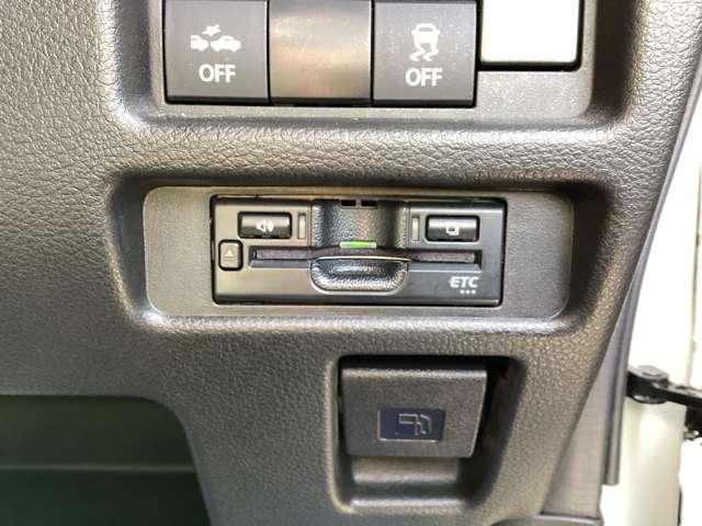 今や必需品！ビルトインＥＴＣ装着車です♪ノンストップ＆キャッシュレスでスイスイ走行♪