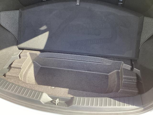 CX-5 2.5 25S プロアクティブ 4WD ナビSDカード 360°ビュー ETC フルセグTVチューナー CD DVDプレーヤー Bluetooth機能 USB接続端子 パワーリアゲート 車線逸脱防止警報装置 ブラインドスポットモニタリング(33枚目)