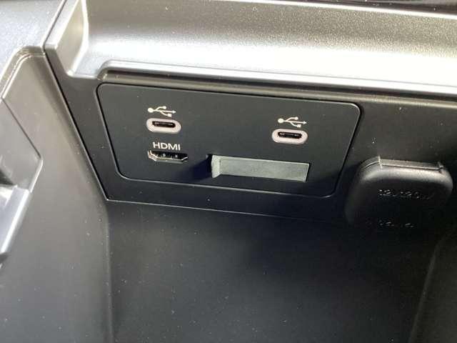 MAZDA3ファストバック 2.0 20S ツーリング 当社試乗車アップ車 ナビSDカード フルセグTVチューナー Bluetooth機能 USB接続端子 ワイヤレス充電Qi ETC 360°ビュー パワーシート シートヒータ パドルシフト Alexa機能(11枚目)