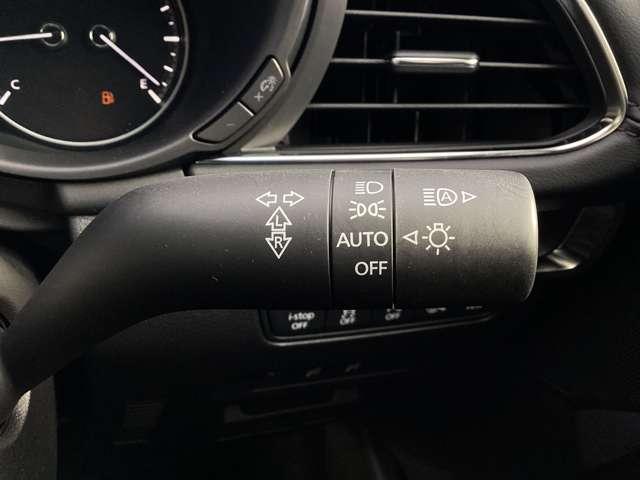 MAZDA3ファストバック 2.0 20S ツーリング 当社試乗車アップ車 ナビSDカード フルセグTVチューナー Bluetooth機能 USB接続端子 ワイヤレス充電Qi ETC 360°ビュー パワーシート シートヒータ パドルシフト Alexa機能(15枚目)