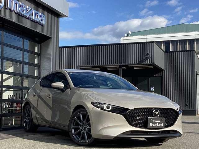 MAZDA3ファストバック 2.0 20S ツーリング 当社試乗車アップ車 ナビSDカード フルセグTVチューナー Bluetooth機能 USB接続端子 ワイヤレス充電Qi ETC 360°ビュー パワーシート シートヒータ パドルシフト Alexa機能(17枚目)