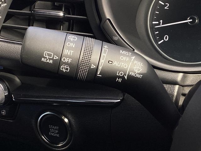 MAZDA3ファストバック 2.0 20S ツーリング 当社試乗車アップ車 ナビSDカード フルセグTVチューナー Bluetooth機能 USB接続端子 ワイヤレス充電Qi ETC 360°ビュー パワーシート シートヒータ パドルシフト Alexa機能(31枚目)