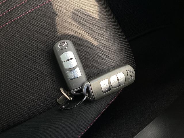 ロードスター 1.5 S スペシャルパッケージ ナビ ETC BOSEシステム フルセグTVチューナー CD DVDプレーヤー Bluetooth機能 USB接続端子 リアコーナーセンサー 車線逸脱防止警報装置 シートヒーター 純正16インチアルミ(26枚目)