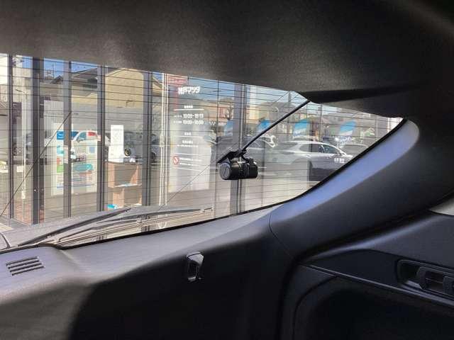 ＣＸ－６０ ３．３　ＸＤ　エクスクルーシブ　モード　ディーゼルターボ　４　ナビＳＤカード　３６０°ビュー　ＢＯＳＥ　フルセグＴＶチューナー　Ｂｌｕｅｔｏｏｔｈ　ＵＳＢ端子　ＥＴＣ　パドルシフト　パワーシート　シートヒータ　シートベンチレーション　ハンズフリーパワーリアゲート（17枚目）