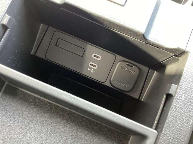 ＣＸ－５ ２．２　ＸＤ　ブラックトーンエディション　ディーゼルターボ　ナビＳＤカード　３６０°ビュー　ＢＯＳＥ　フルセグＴＶチューナー　Ｂｌｕｅｔｏｏｔｈ　ＵＳＢ端子　ワイヤレス充電Ｑｉ　ＥＴＣ　２カメラドライブレコーダー　パワーシート　シートヒーター　パワーリアゲート（12枚目）