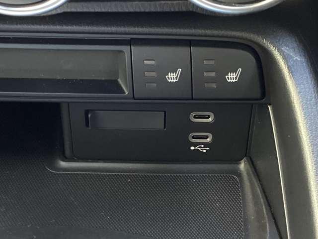 �t�r�a�[�q�Q�ݒu�@�~���[�W�b�N�v���[���[�ڑ��ł��C�ɓ���̉��y���y���ނ��Ƃ��o���܂���t�r�a�[�q�ڑ��ŉ\�Ȓ[���[�d�𓯎��ɂQ�s�����Ƃ��o���܂��B