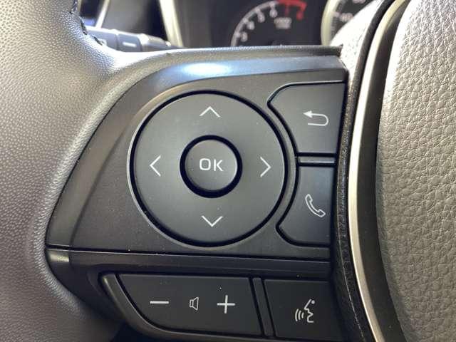 �X�e�A�����O�̍����ɂ̓I�[�f�B�I�X�C�b�`�������@�X�e�A�����O������������ƂȂ����ʂ̒����Ȃǂ��o���܂��@�n���Y�t���[�X�C�b�`������