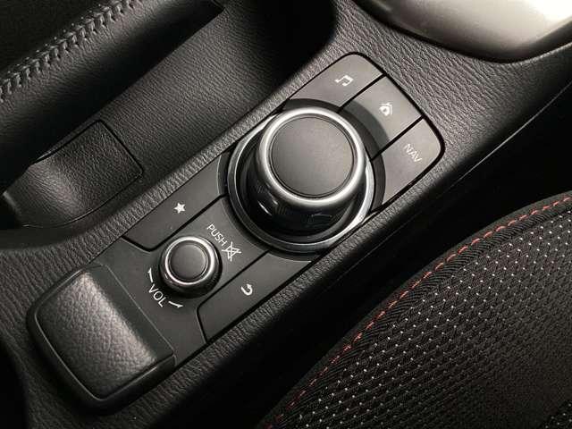 ＭＡＺＤＡ２ １．５　１５Ｓ　ブラック　トーン　エディション　ナビＳＤカード　３６０°ビュー　ＥＴＣ　フルセグＴＶチューナー　ＣＤ　ＤＶＤプレーヤー　Ｂｌｕｅｔｏｏｔｈ機能　ＵＳＢ接続端子　レーダークルーズコントロール　車線逸脱防止警報装置　ブラインドスポット（10枚目）