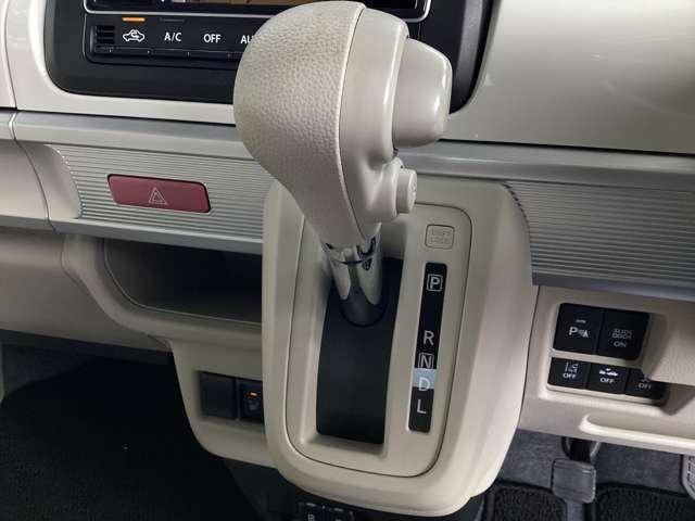 スペーシア 660 ハイブリッド X オーディオレス車 両側パワースライドドア レーダーブレーキサポート 車線逸脱防止警報装置 アイドリングストップ 運転席シートヒーター フルオートエアコン スリムサーキュレーター オートライト(17枚目)