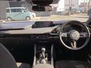MAZDA3ファストバック 1.5 15S ツーリング 360°ビュー ETC フルセグTVチューナー CD DVDプレーヤー Bluetooth機能 USB接続端子 メモリーオーディオ 2カメラドライブレコーダー ブルーミラー アダプティブヘッドライト 中古車画像_3
