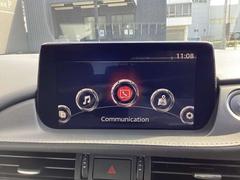 車をコミュニケーションツールにする、マツダのコネクティビティシステム「ＭＡＺＤＡコネクト」Ｆａｃｅｂｏｏｋ，Ｔｗｉｔｔｅｒなどの機能や、インターネットラジオ、ハンズフリー通話等の機能を備えています♪ 7