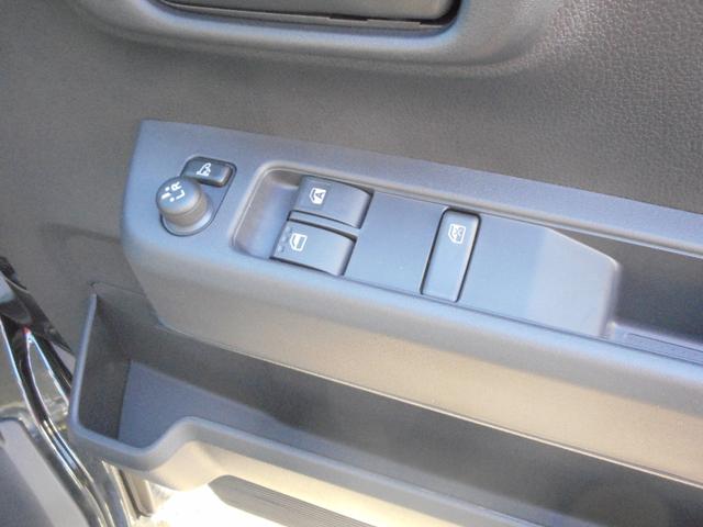 ハイゼットカーゴ クルーズ　９インチＤオーディオ・ＬＥＤライト・Ｂカメラ・フォグライト・キーフリー・電格ミラー・ＡＴライト・フロントシェルフ・コーナーセンサー・Ｗエアバック（18枚目）