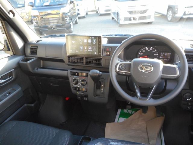 ハイゼットカーゴ クルーズ　９インチＤオーディオ・ＬＥＤライト・Ｂカメラ・フォグライト・キーフリー・電格ミラー・ＡＴライト・フロントシェルフ・コーナーセンサー・Ｗエアバック（25枚目）