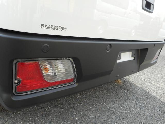 ハイゼットカーゴ DX キーレス・ATライト・アイスト・フルフラット・ABS・ESC(18枚目)