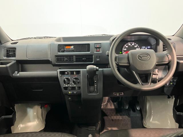 ハイゼットカーゴ ＤＸ　パートタイム４ＷＤ　キーレス　コーナーセンサー　ＥＴＣ　衝突被害軽減ブレーキ　スマアシ　コーナーセンサー　キーレス　前席パワーウインドウ　ＡＭ／ＦＭステレオ　ＥＴＣ　両側スライドドア　パートタイム４ＷＤ　オートライト（2枚目）