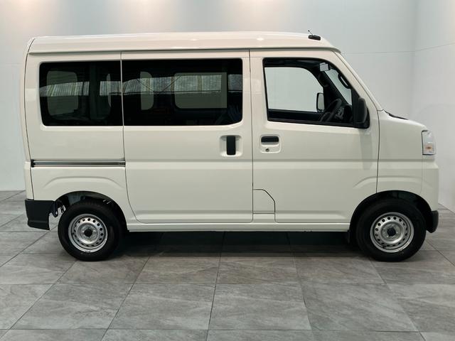 ハイゼットカーゴ ＤＸ　パートタイム４ＷＤ　キーレス　コーナーセンサー　ＥＴＣ　衝突被害軽減ブレーキ　スマアシ　コーナーセンサー　キーレス　前席パワーウインドウ　ＡＭ／ＦＭステレオ　ＥＴＣ　両側スライドドア　パートタイム４ＷＤ　オートライト（24枚目）