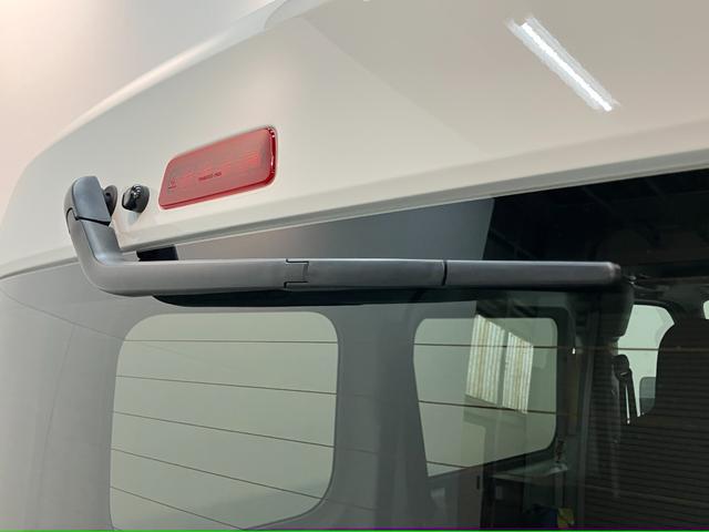 ハイゼットカーゴ ＤＸ　パートタイム４ＷＤ　キーレス　コーナーセンサー　ＥＴＣ　衝突被害軽減ブレーキ　スマアシ　コーナーセンサー　キーレス　前席パワーウインドウ　ＡＭ／ＦＭステレオ　ＥＴＣ　両側スライドドア　パートタイム４ＷＤ　オートライト（30枚目）