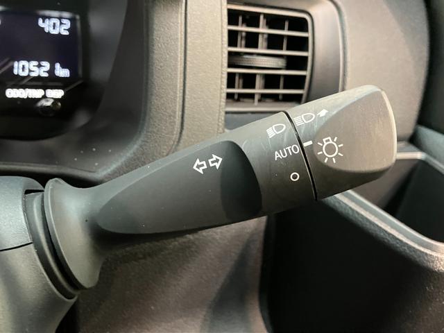 ハイゼットカーゴ ＤＸ　パートタイム４ＷＤ　キーレス　コーナーセンサー　ＥＴＣ　衝突被害軽減ブレーキ　スマアシ　コーナーセンサー　キーレス　前席パワーウインドウ　ＡＭ／ＦＭステレオ　ＥＴＣ　両側スライドドア　パートタイム４ＷＤ　オートライト（46枚目）