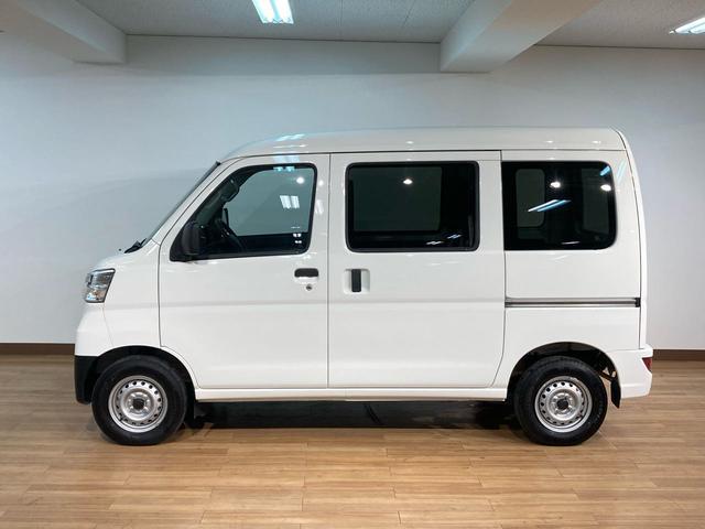 デラックスSAIII 8千キロ/4WD/衝突軽減ブレーキ 8千キロ/ラジオ/アイドリングストップ/4WD/オートライト/オートハイビーム/衝突軽減ブレーキ/横滑り防止機能/キーレス!パワーウィンドウ/パワーステアリング(17枚目)