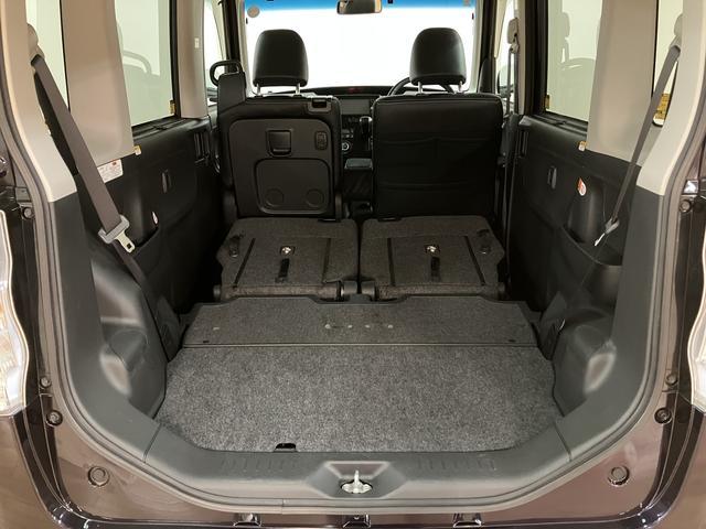 両方のリヤシートを格納すれば、大きな荷物も積み込み出来ます！