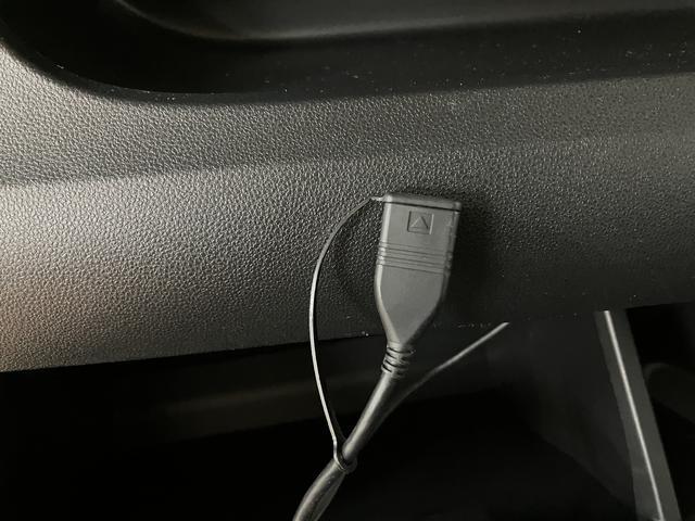 ＵＳＢ接続で携帯電話の充電も可能です！