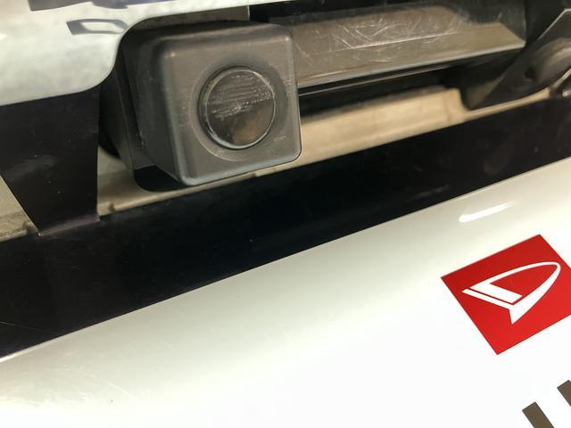 ☆バックをする時に見づらい後方を確認しやすくするバックカメラを装備しています☆