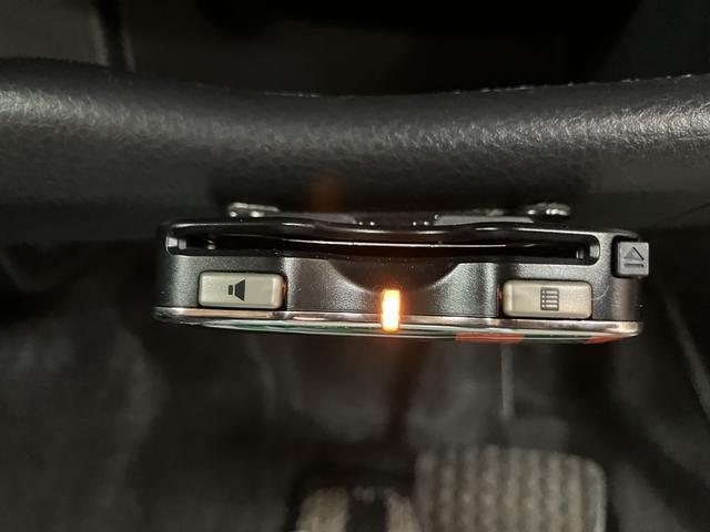 ミラジーノ プレミアムＸ／ＣＤ・ＭＤ／ＥＴＣ／ＭＯＭＯステ／キーレス　１年間走行距離無制限保証／走行７．９万ｋｍ／ＣＤ・ＭＤ／ＥＴＣ／キーレスエントリー／ＭＯＭＯステアリング／オートエアコン／電動格納ドアミラー／ハロゲンヘッドライト・フォグランプ／マット／バイザー（5枚目）