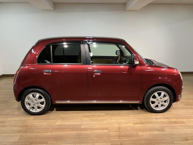 ミラジーノ プレミアムＸ／ＣＤ・ＭＤ／ＥＴＣ／ＭＯＭＯステ／キーレス　１年間走行距離無制限保証／走行７．９万ｋｍ／ＣＤ・ＭＤ／ＥＴＣ／キーレスエントリー／ＭＯＭＯステアリング／オートエアコン／電動格納ドアミラー／ハロゲンヘッドライト・フォグランプ／マット／バイザー（16枚目）