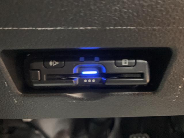 ハイゼットカーゴ DX/走行1.3万キロ/デジタルインナーミラー/前後ドラレコ 走行1.3万キロ/デジタルインナーミラー/前後ドラレコ/スマートキー/プッシュスタート/ETC/電動格納ミラー/パワーウインドウ/LEDヘッドライト・フォグランプ/衝突軽減ブレーキ/コーナーセンサー/(3枚目)