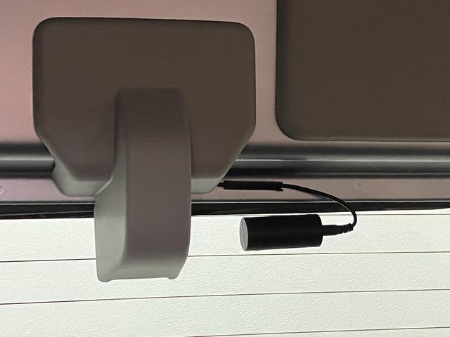 ハイゼットカーゴ DX/走行1.3万キロ/デジタルインナーミラー/前後ドラレコ 走行1.3万キロ/デジタルインナーミラー/前後ドラレコ/スマートキー/プッシュスタート/ETC/電動格納ミラー/パワーウインドウ/LEDヘッドライト・フォグランプ/衝突軽減ブレーキ/コーナーセンサー/(29枚目)