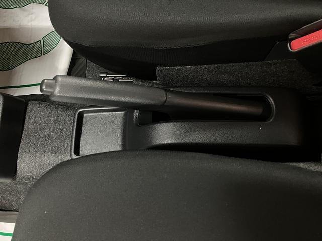 ミライース Ｇ　リミテッドＳＡＩＩＩ／走行１．３万キロ／ＤＶＤチューナー　走行１．３万キロ／純正ＣＤ＆ＤＶＤチューナー／バックカメラ／１年間走行距離無制限保証／衝突軽減ブレーキ／ＬＥＤヘッドライト／電動格納ミラー／プッシュスタート／コーナーセンサー／サイドエアバッグ／（26枚目）