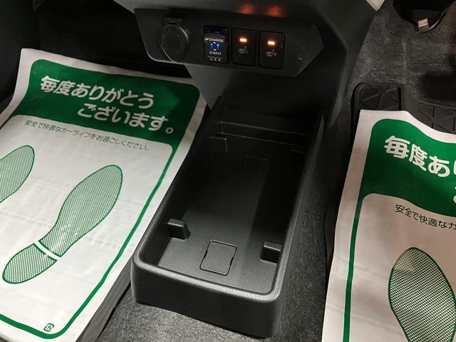 ミライース Ｇ　リミテッドＳＡＩＩＩ／走行１．３万キロ／ＤＶＤチューナー　走行１．３万キロ／純正ＣＤ＆ＤＶＤチューナー／バックカメラ／１年間走行距離無制限保証／衝突軽減ブレーキ／ＬＥＤヘッドライト／電動格納ミラー／プッシュスタート／コーナーセンサー／サイドエアバッグ／（27枚目）