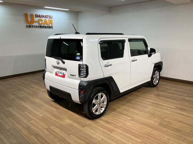 タフト Ｇ　純正ナビ／前後ドラレコ／パノラマモニター　ナビ（ＮＭＺＫ－Ｗ７０Ｄ）／パノラマモニター／前後ドラレコ／ＥＴＣ／電動パーキングブレーキ／ホールド機能／ＬＥＤヘッドライト／キーフリー／シートヒーター／１５インチアルミホイール／（7枚目）