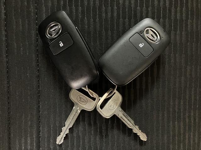 ハイゼットトラック エクストラ／走行１．１万ｋｍ／純正ナビ／前ドラレコ／ＥＴＣ　新車保証継承／走行１．１万ｋｍ／純正ナビ（ＮＭＺＬ－Ｗ７２Ｄ）／ＣＤ／ＤＶＤ／Ｂｌｕｅｔｏｏｔｈ／前ドラレコ／ＥＴＣ／ＬＥＤヘッドライト・フォグランプ／キーフリー／電動格納ドアミラー／ＵＳＢソケット（12枚目）