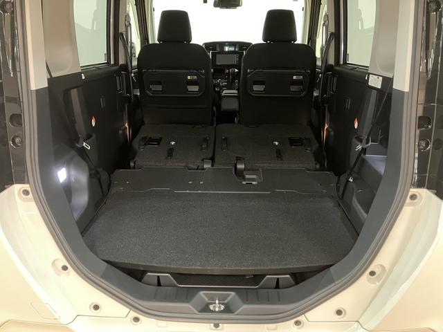 両方のリヤシートを格納すれば、大きな荷物も積み込み出来ます！