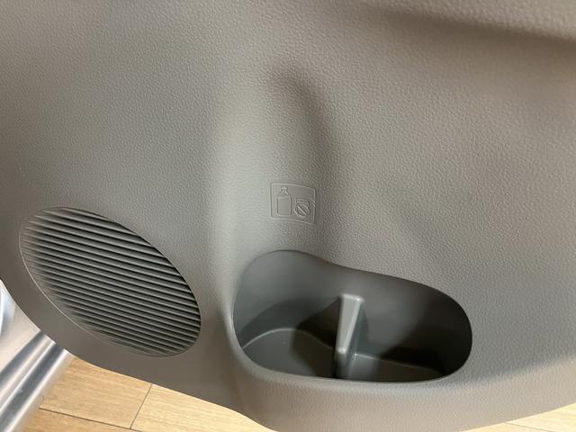 ミライース X SA ナビ/フォグランプ/アルミホイール/走行8.8万K 平成26年式/走行8.8万キロ/ナビ/CD/DVD/Bluetooth/フルセグ/電動格納式ドアミラー/14インチアルミホイール/フォグランプ/キーレスエントリー/(37枚目)