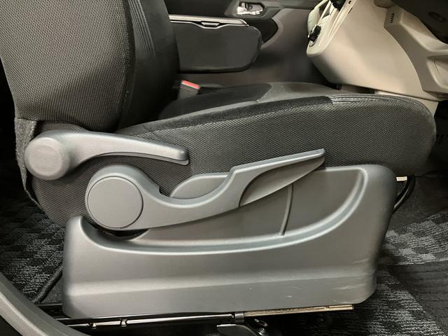 ムーヴ XリミテッドII SAIII ナビ/ETC/バックカメラ ナビ(NMZK-W70D)/Bluetooth/フルセグ/USB/CD/DVD/バックカメラ/ETC/LEDヘッドライト/キーフリー/14インチアルミホイール/オートライト/オートエアコン(9枚目)