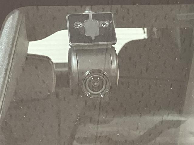 �t�����g�����h���C�u���R�[�_�[�t���ł��^�悵���f���̓i�r��ʂł��m�F�����܂�