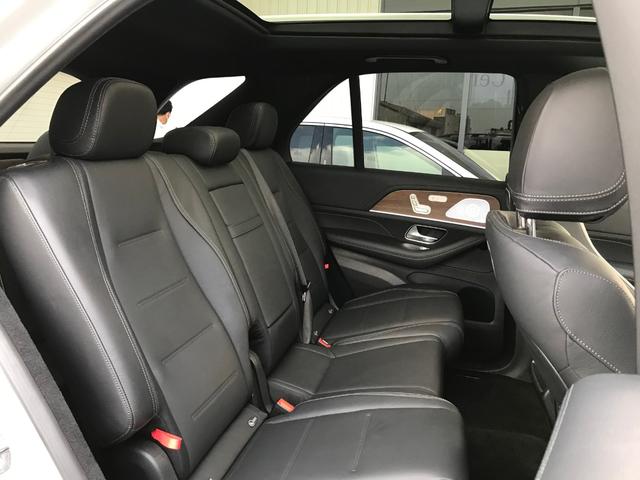 メルセデス ベンツ gle gle450 4マチックスポーツ パノラミックスライディングルーフ 本革シート 前席シートベンチレーター burmesterサラウンドサウンドシステム ヘッドアップディスプレイ エアバランスパッケージ空気清浄機能パヒューム