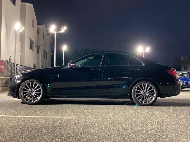 C350eアバンギャルド AMGライン AMGライン AMGスタイリングパッケージ レザーARTICOシート 前席スポーツシート AMGスポーツステアリング ステンレスアクセルブレーキペダルラバースタッド付 パノラミックスライディングルーフ(4枚目)