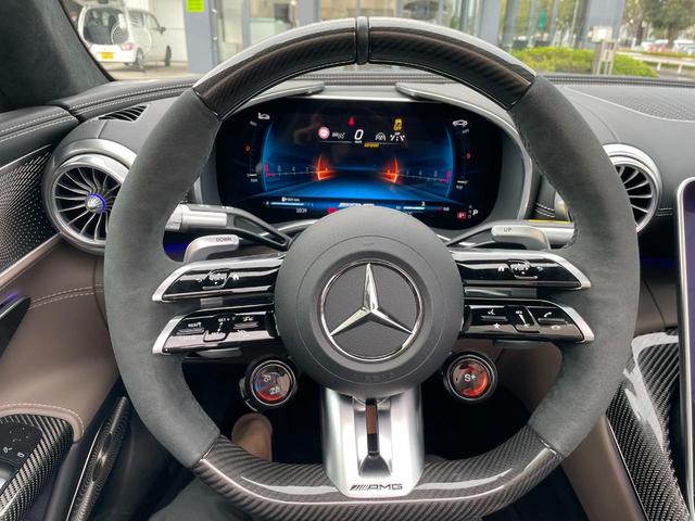 ＳＬ６３　４マチック＋　ＡＭＧパフォーマンスパッケージ　ＡＭＧカーボンパッケージ　Ｂｕｒｍｅｓｔｅｒハイエンド３Ｄサラウンドサウンドシステム　スペクトラルブルーマグノ　ナッパレザートリュフブラウン／ブラック(29枚目)