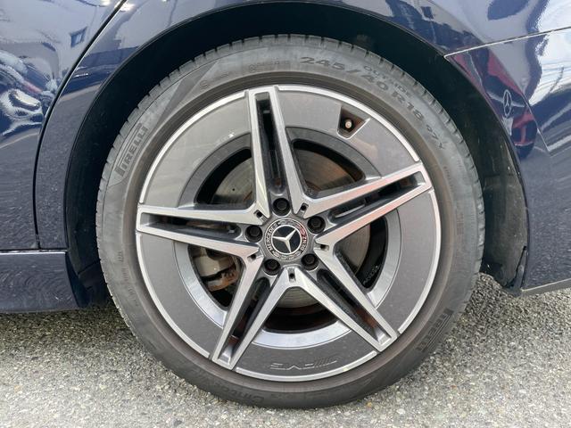 Ｃクラスステーションワゴン Ｃ２００ステーションワゴンアバンギャルドＡＭＧライＰ　ＡＭＧラインパッケージ　ベーシックパッケージ　リア・アクスルステアリング　パノラミックスライディングルーフ　ＰＲＥ－ＳＡＦＥ　フットトランク機能付き　ブートコンフォートパッケージ付　カバンサイトブルー（11枚目）